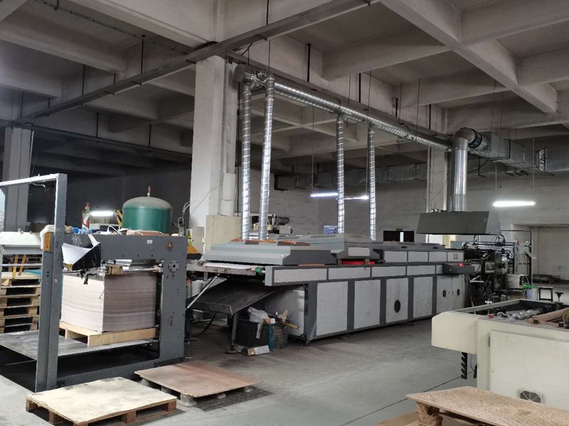 with aqueous varnishing machine, we add aqueous varnishing as protection on printed paper, which is more ecological than film lamination
